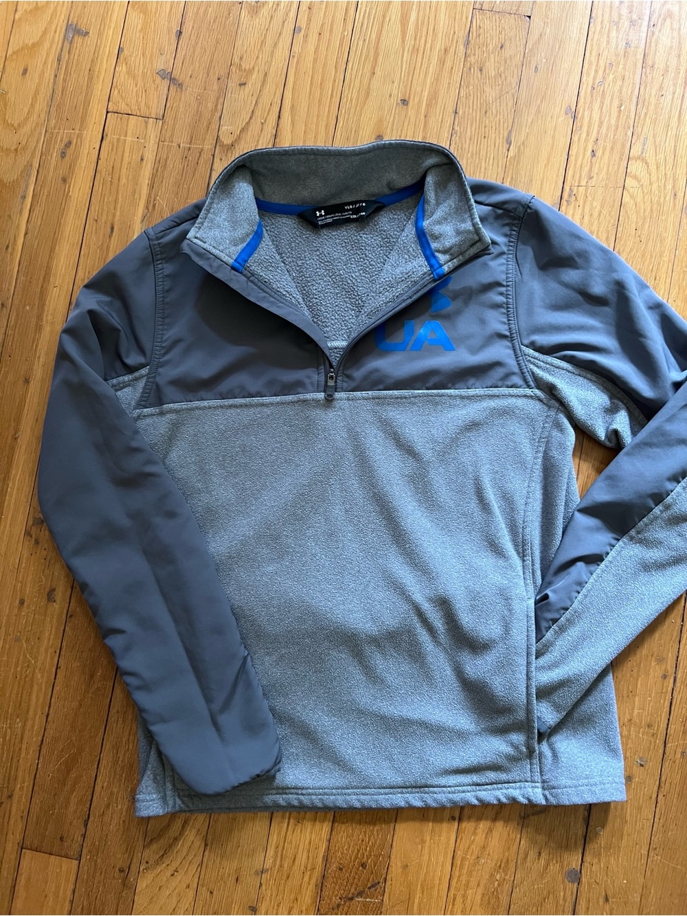 Youth UNDER ARMOUR Cold Gear Gray Fleece Quarter-Zip with Blue Logo Size YLarge